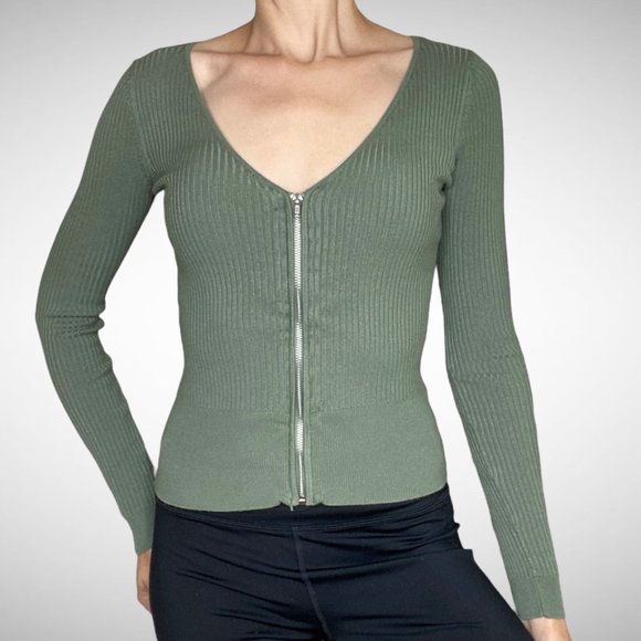 H&M Divided Knit Zip Up Khaki Top - Picture 3 of 5